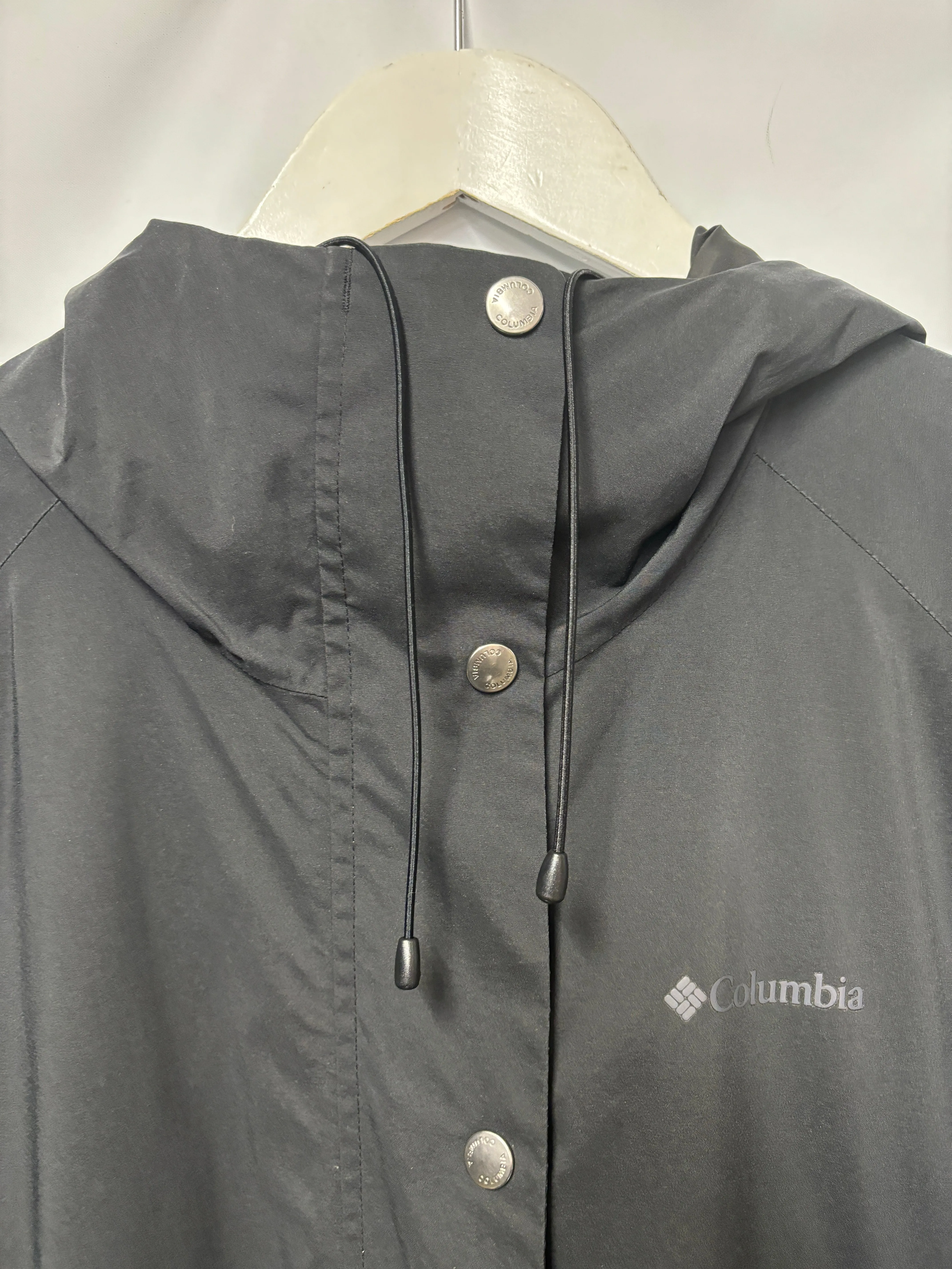 Columbia Black Omni-tech Waterproof/Windproof Parka Large