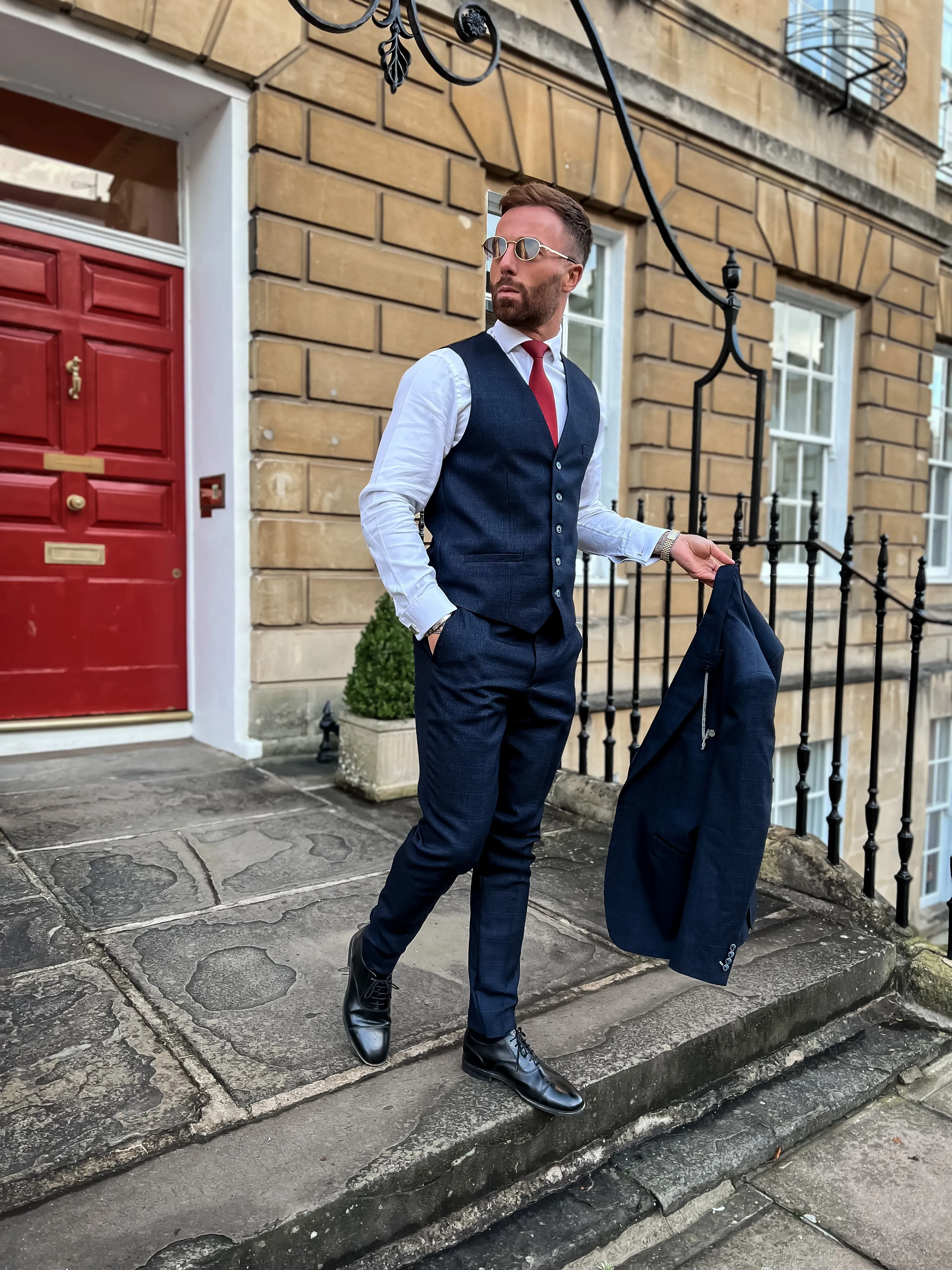 House of Cavani Caridi Slim Fit Waistcoat - NAVY