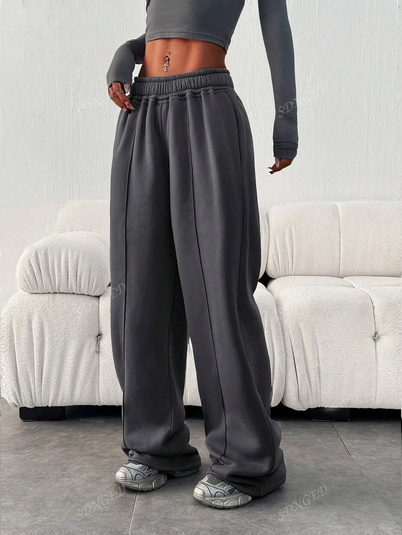 Oversized Wide-Leg Sweatpants – Casual & Comfortable