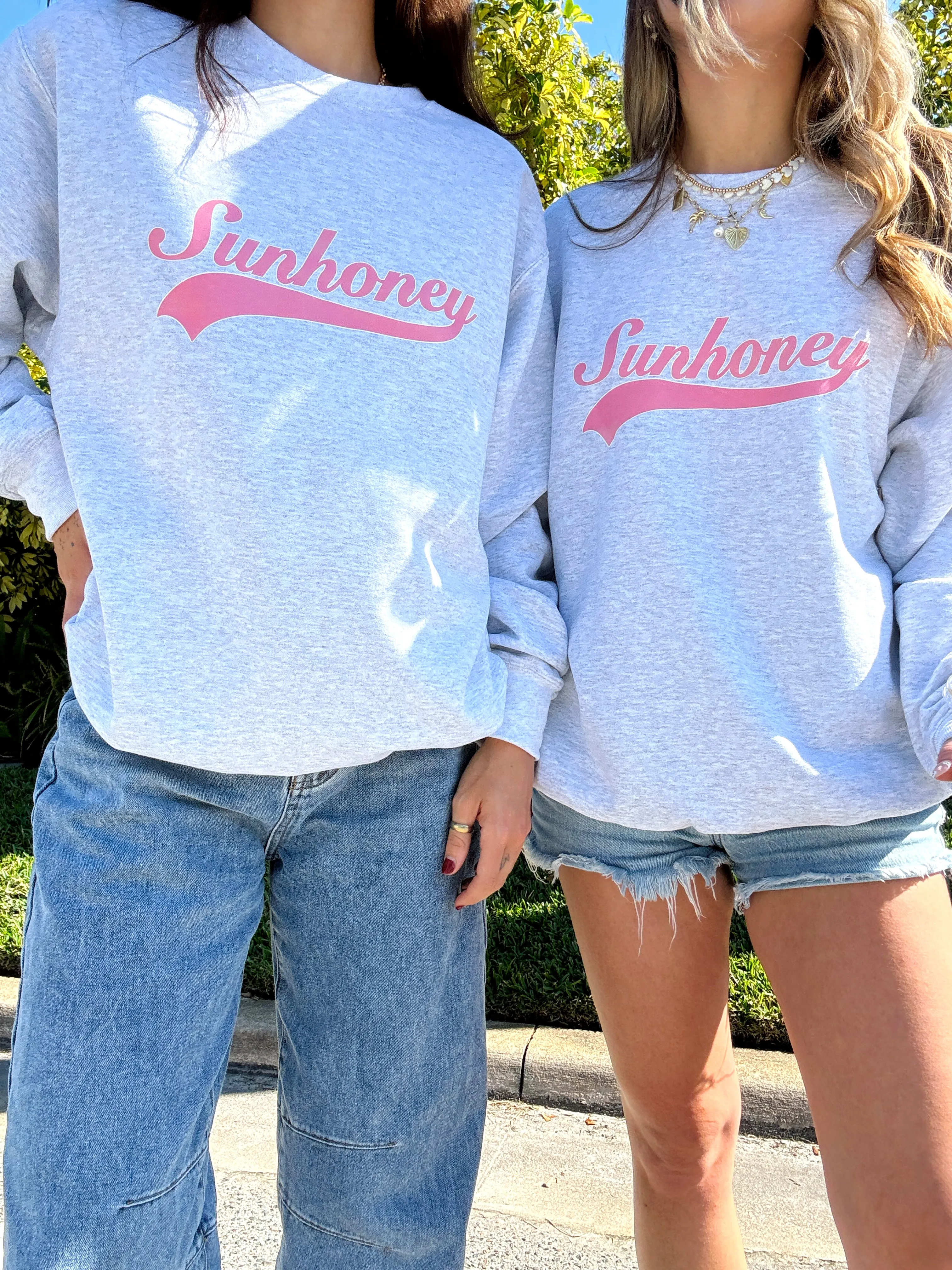 Sunhoney Retro Crewneck Sweatshirt