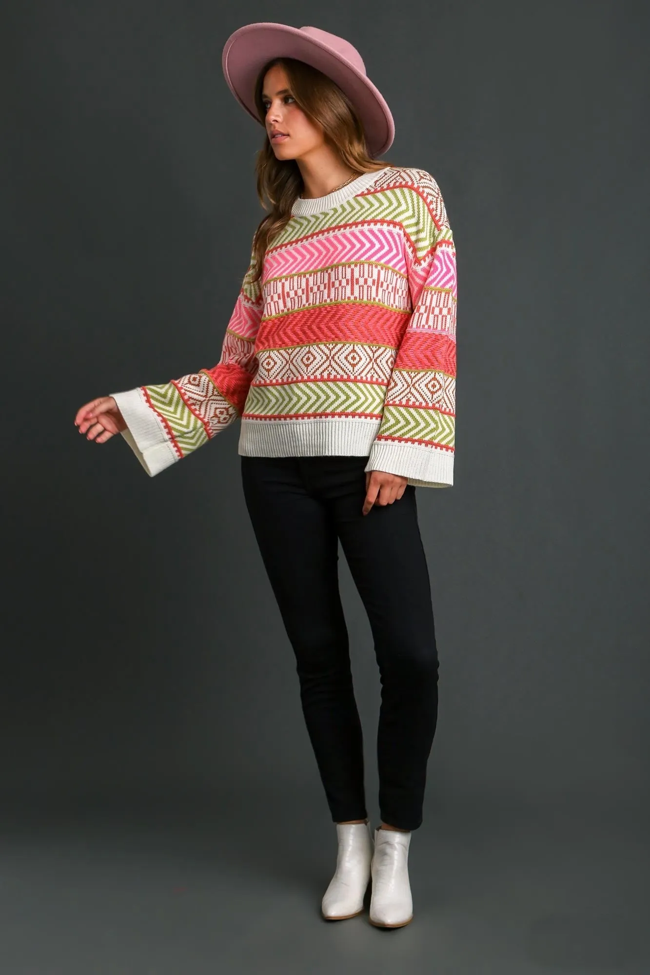 Umgee Aztec Print Pullover Sweater in Hot Pink